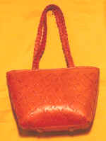 woman leather bag by art export bali indonesia